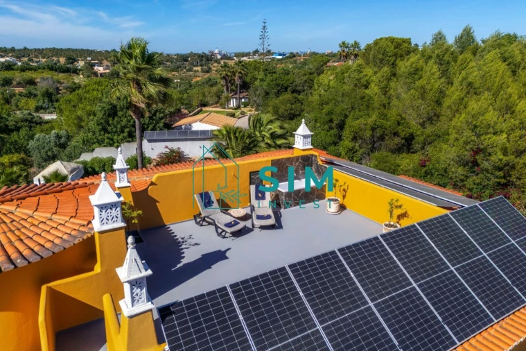 Moradia T8 para Venda em Armação de Pera Foto 59