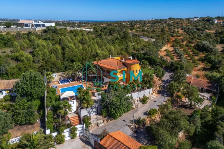 Moradia T8 para Venda em Armação de Pera Foto 57
