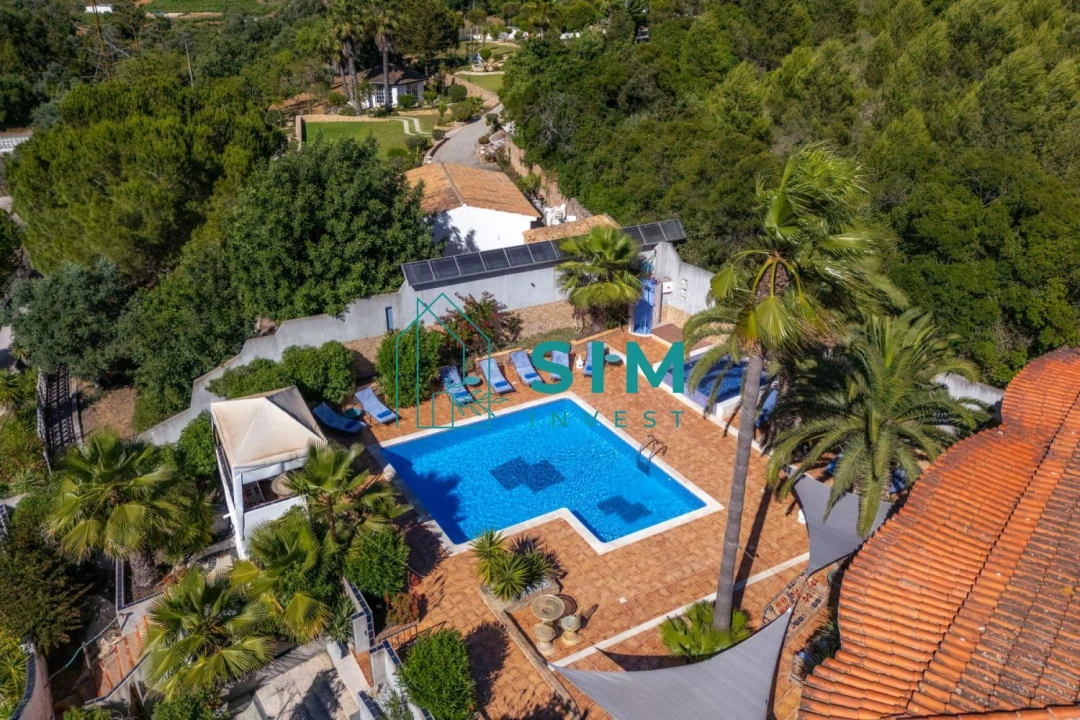 Moradia T8 para Venda em Armação de Pera Foto 45