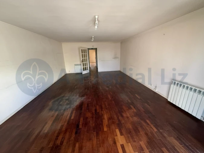 Moradia T4 para Venda em Aldoar, Foz do Douro e Nevogilde Foto 3