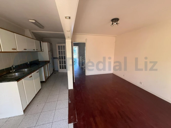 Moradia T4 para Venda em Aldoar, Foz do Douro e Nevogilde Foto 4