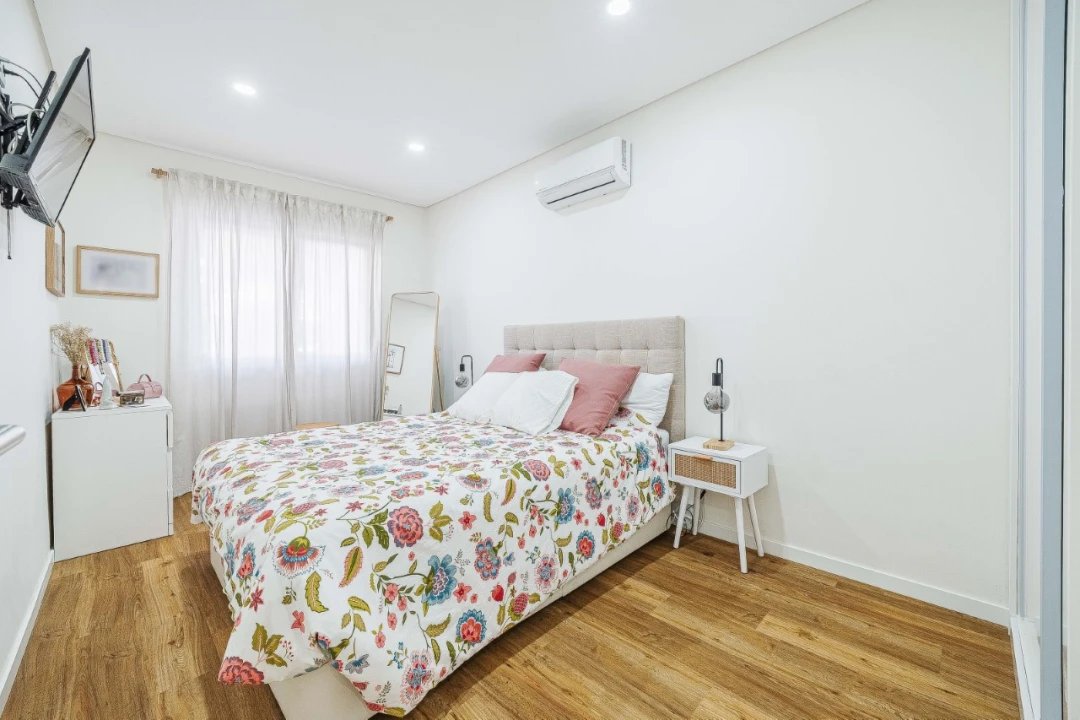 Apartamento T2 para Venda em Águas Livres Foto 4