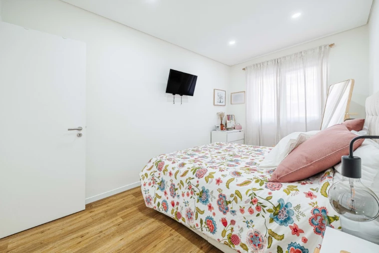 Apartamento T2 para Venda em Águas Livres Foto 5