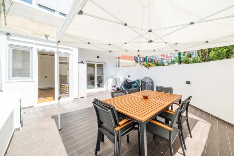 Apartamento T2 para Venda em Águas Livres Foto 36