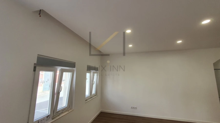 Apartamento T2 para Venda em Vila Franca de Xira Foto 12