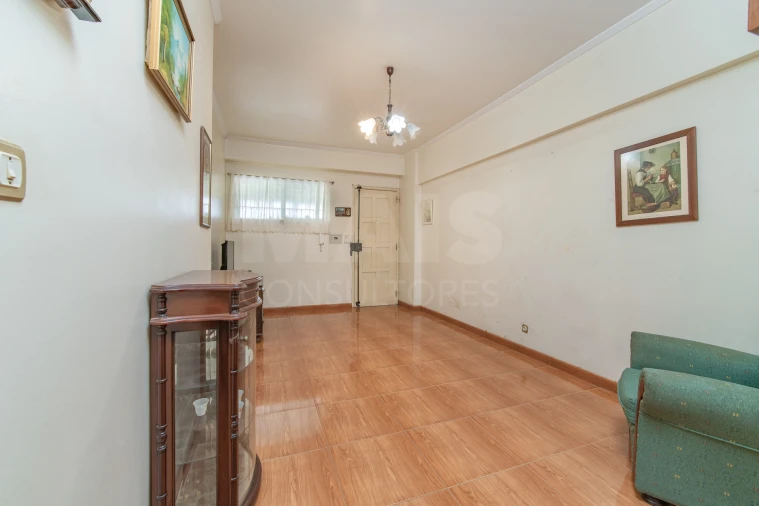Apartamento T2 para Venda em Vila Franca de Xira Foto 7