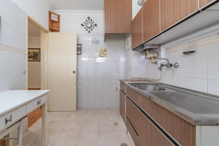 Apartamento T2 para Venda em Vila Franca de Xira Foto 4