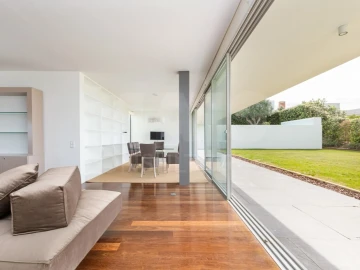Moradia T4 para Venda em Vau