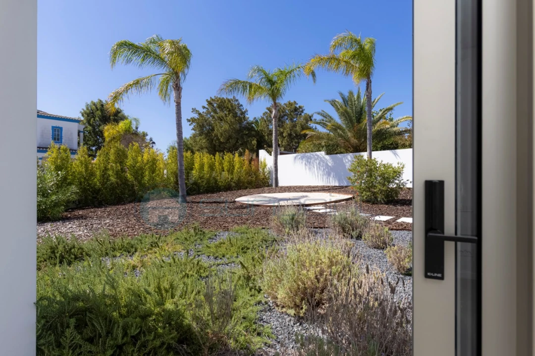 Moradia T4 para Venda em Lagos (São Sebastião e Santa Maria) Foto 22