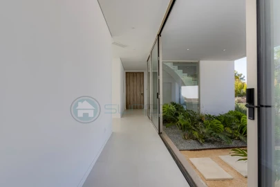 Moradia T4 para Venda em Lagos (São Sebastião e Santa Maria)