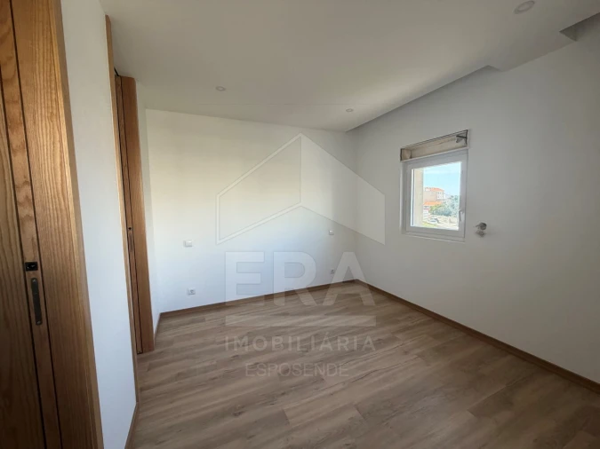 Apartamento T3 para Venda em Apúlia e Fão Foto 13