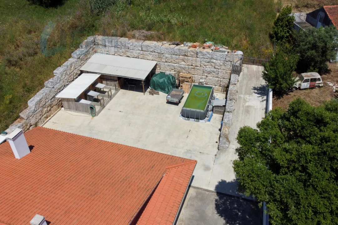 Moradia T3 para Venda em Vimeiro Foto 33