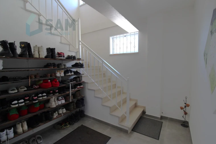 Moradia T3 para Venda em Vimeiro Foto 16