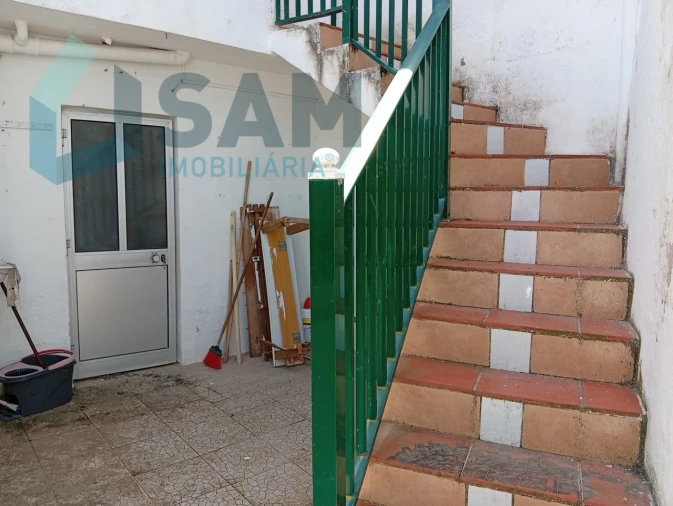 Moradia T2 para Venda em Dois Portos e Runa Foto 26