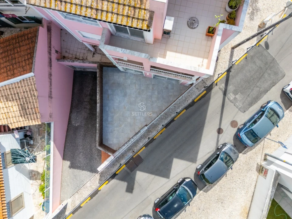 Apartamento T1 para Venda em Carcavelos e Parede Foto 19