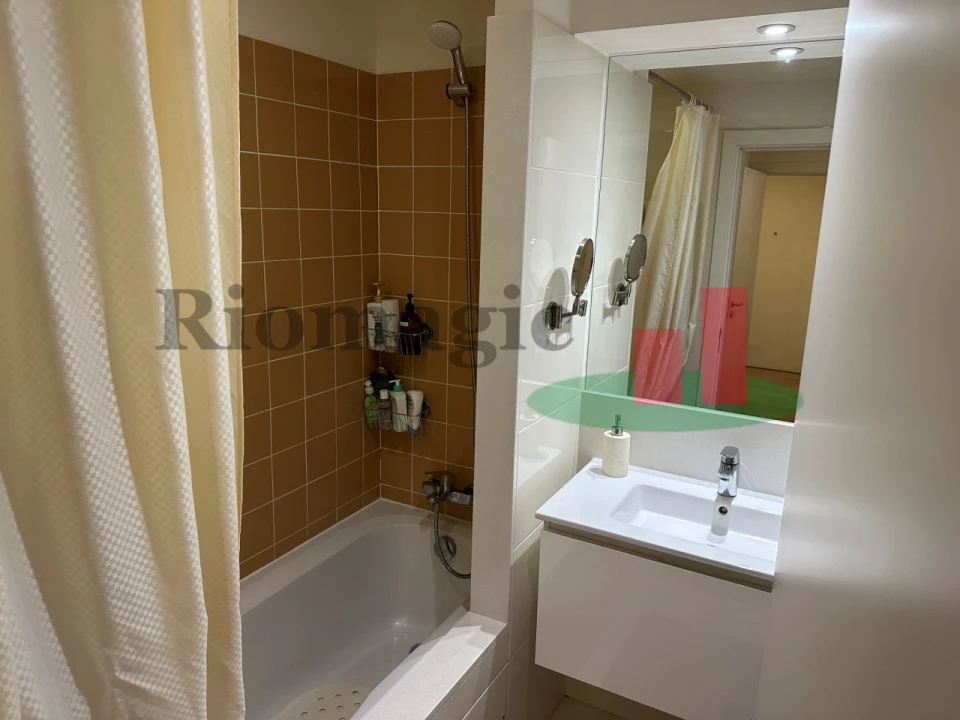 Apartamento T2 para Arrendamento em Lumiar Foto 5