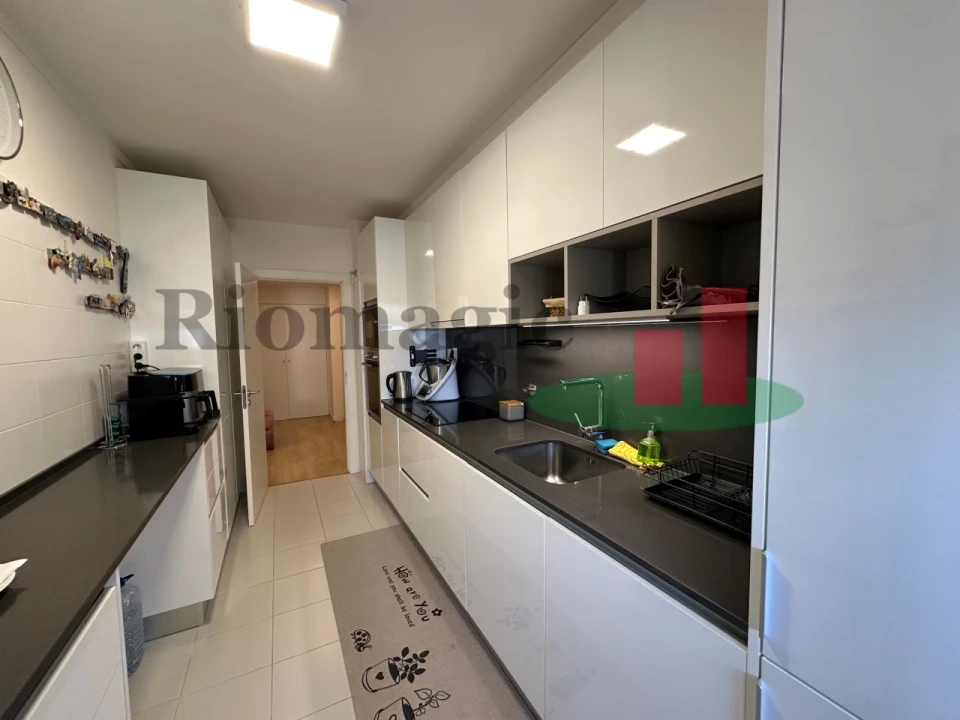 Apartamento T2 para Arrendamento em Lumiar Foto 9