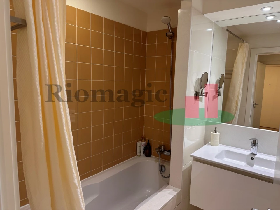 Apartamento T2 para Arrendamento em Lumiar Foto 12