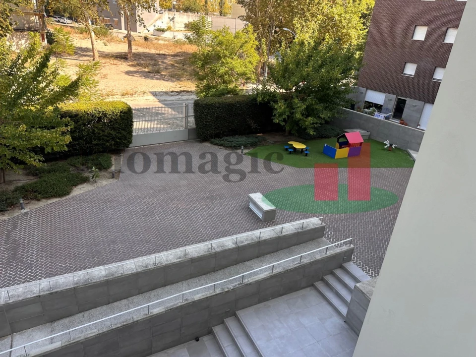 Apartamento T2 para Arrendamento em Lumiar Foto 19