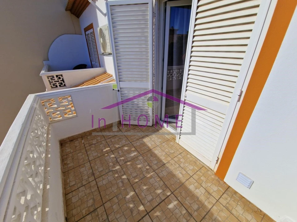 Moradia T2 para Venda em Albufeira e Olhos de Água Foto 12