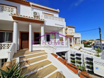 Moradia T2 para Venda em Albufeira e Olhos de Água