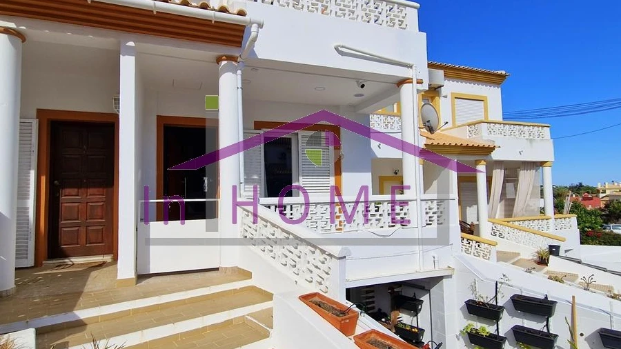 Moradia T2 para Venda em Albufeira e Olhos de Água