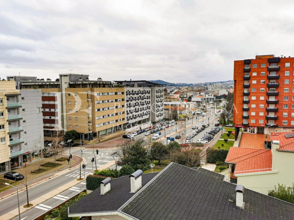 Apartamento T2 para Arrendamento em Antas e Abade de Vermoim Foto 2