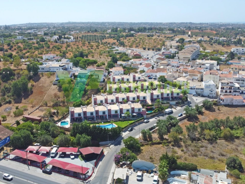 Moradia T3 para Venda em Guia Foto 17