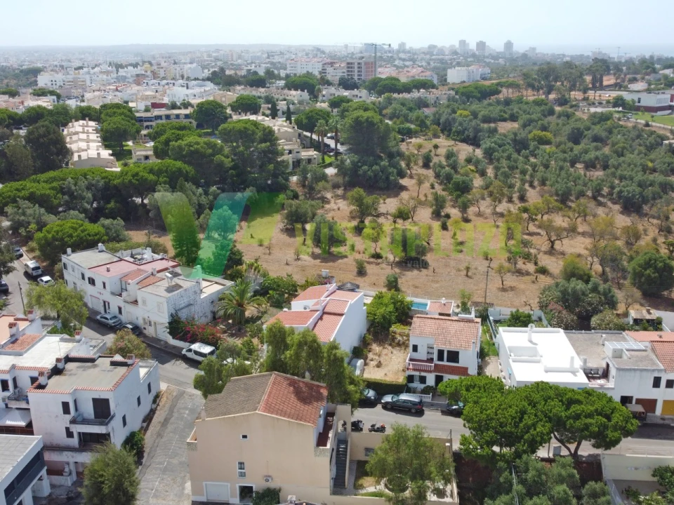Terreno para Venda em Alvor Foto 6
