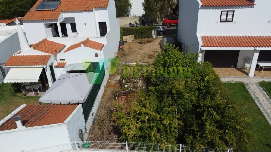 Terreno para Venda em Alvor Foto 4