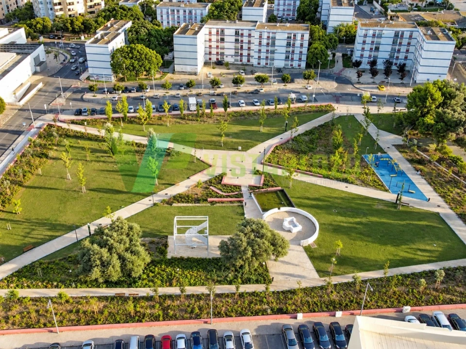 Apartamento T4 para Venda em Portimão Foto 22