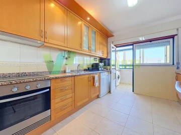 Apartamento T4 para Venda em Portimão
