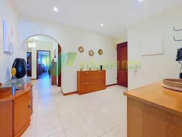 Apartamento T4 para Venda em Portimão