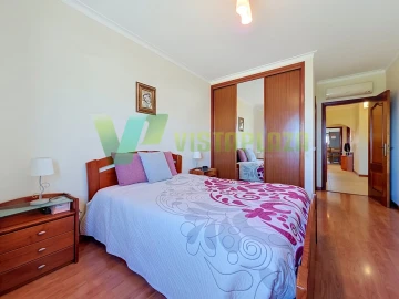 Apartamento T4 para Venda em Portimão