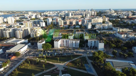 Apartamento T4 para Venda em Portimão
