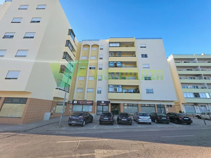 Apartamento T4 para Venda em Portimão Foto 25