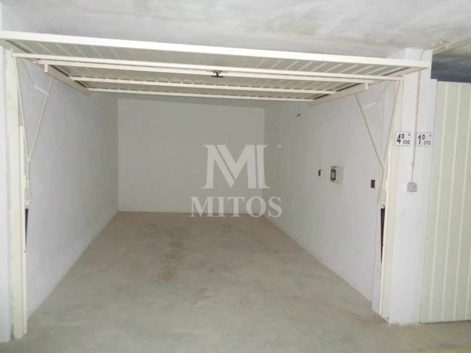 Apartamento T2 para Arrendamento em Darque Foto 16