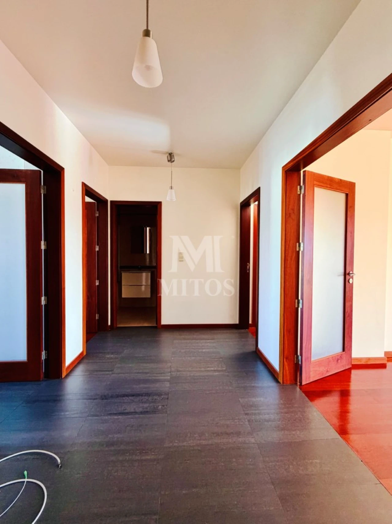 Apartamento T2 para Arrendamento em Darque Foto 12