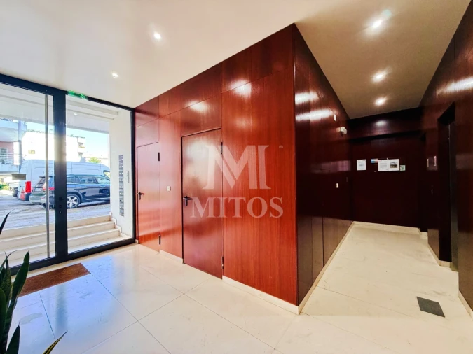 Apartamento T2 para Arrendamento em Darque Foto 19