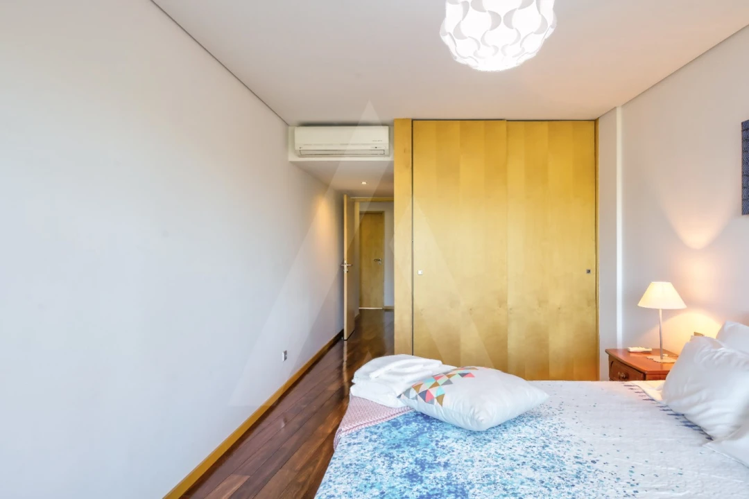 Apartamento T3 para Arrendamento em Glória e Vera Cruz Foto 23
