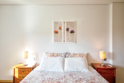 Apartamento T3 para Arrendamento em Glória e Vera Cruz