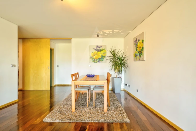 Apartamento T3 para Arrendamento em Glória e Vera Cruz Foto 5