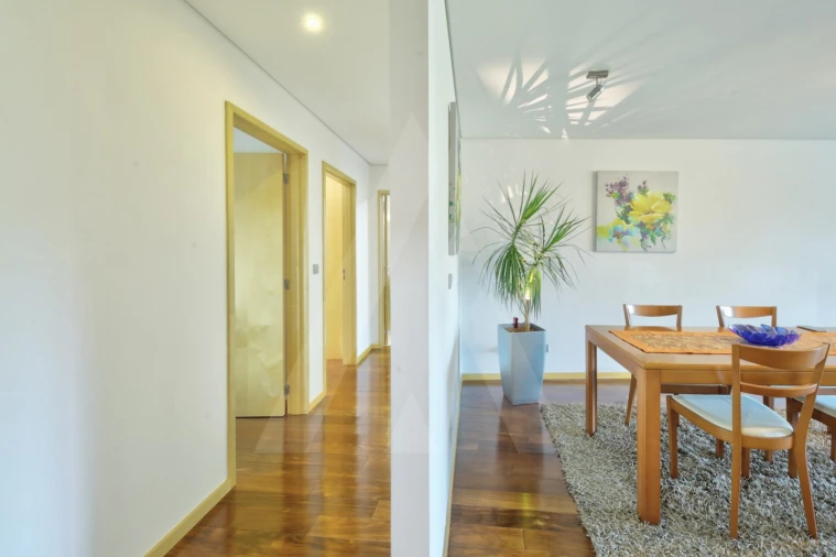 Apartamento T3 para Arrendamento em Glória e Vera Cruz Foto 6