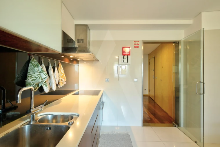 Apartamento T3 para Arrendamento em Glória e Vera Cruz Foto 15