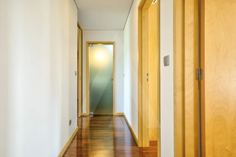 Apartamento T3 para Arrendamento em Glória e Vera Cruz Foto 16