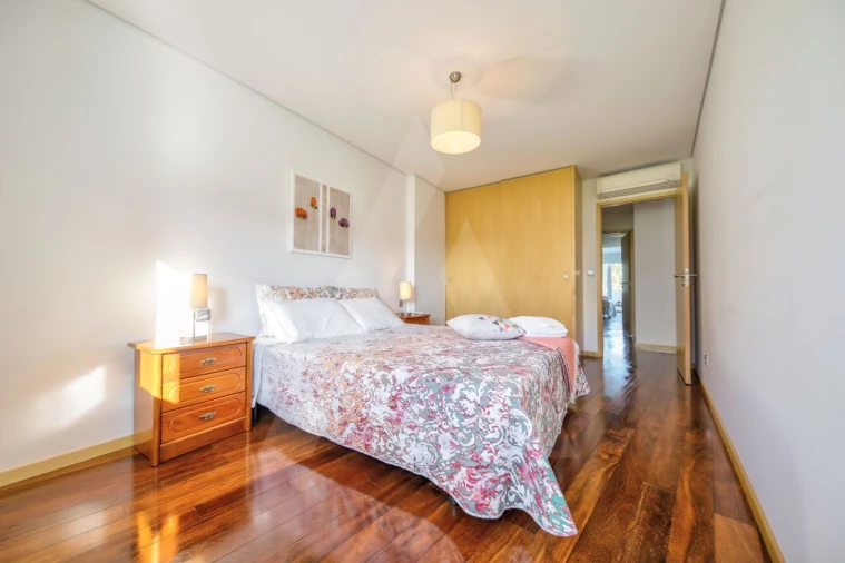 Apartamento T3 para Arrendamento em Glória e Vera Cruz Foto 29