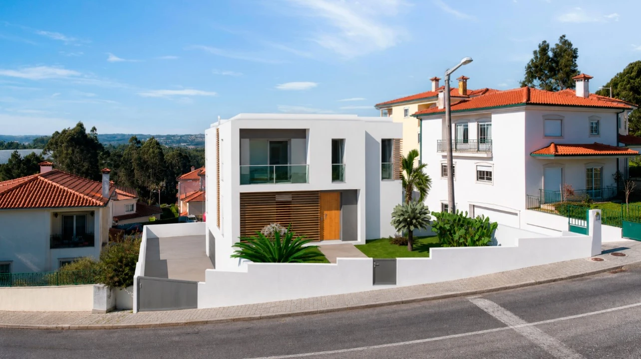 Moradia T4 para Venda em Leiria, Pousos, Barreira e Cortes Foto 1