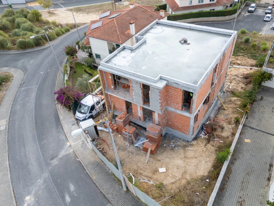 Moradia T4 para Venda em Leiria, Pousos, Barreira e Cortes Foto 18