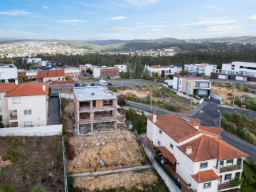 Moradia T4 para Venda em Leiria, Pousos, Barreira e Cortes