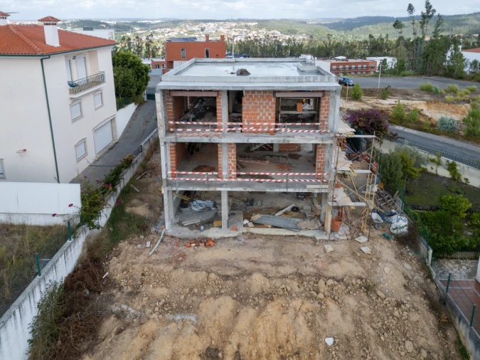 Moradia T4 para Venda em Leiria, Pousos, Barreira e Cortes Foto 9